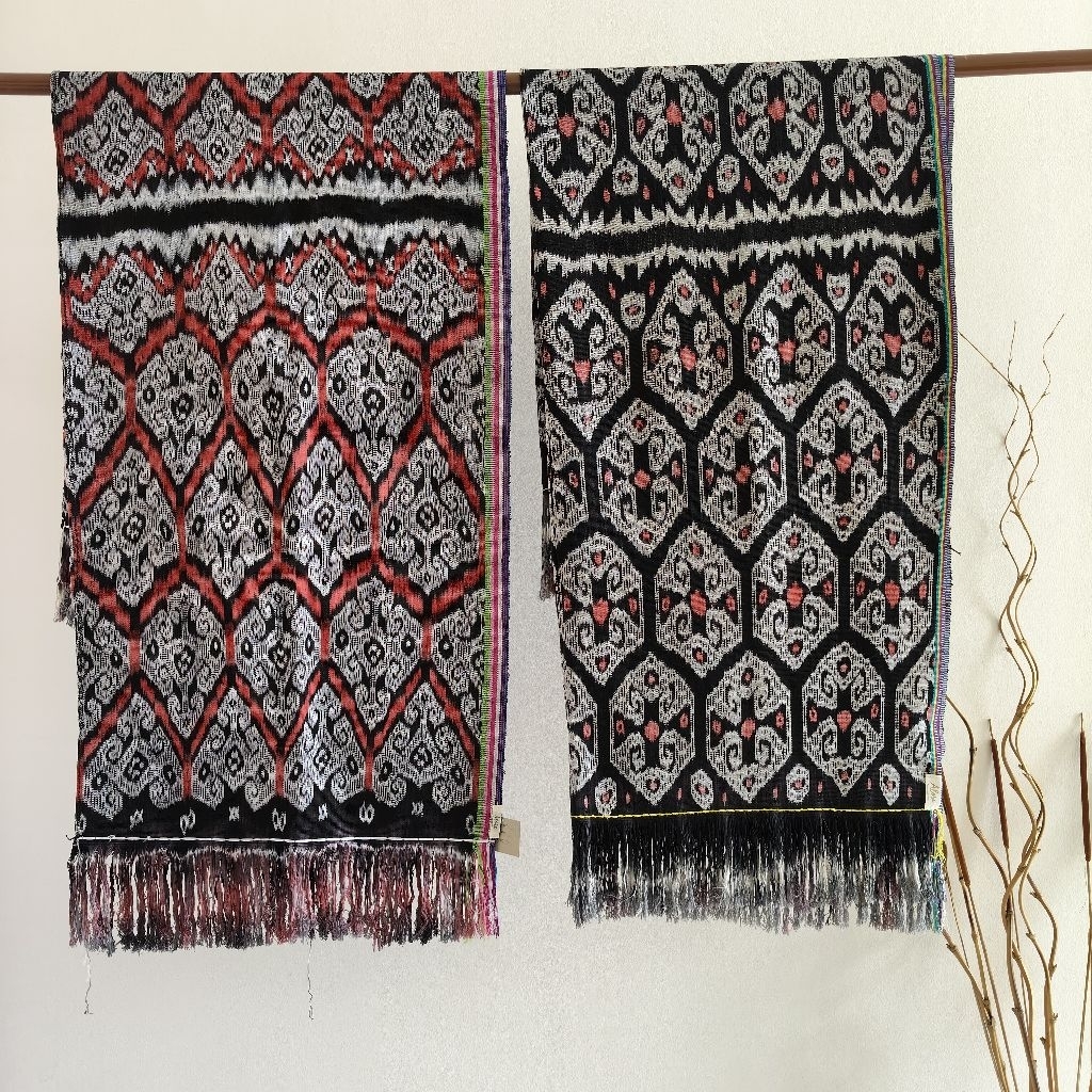 Kain tenun asli dari pulau Timor, NTT - Futus Amanuban