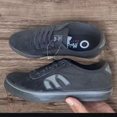 sepatu motix america