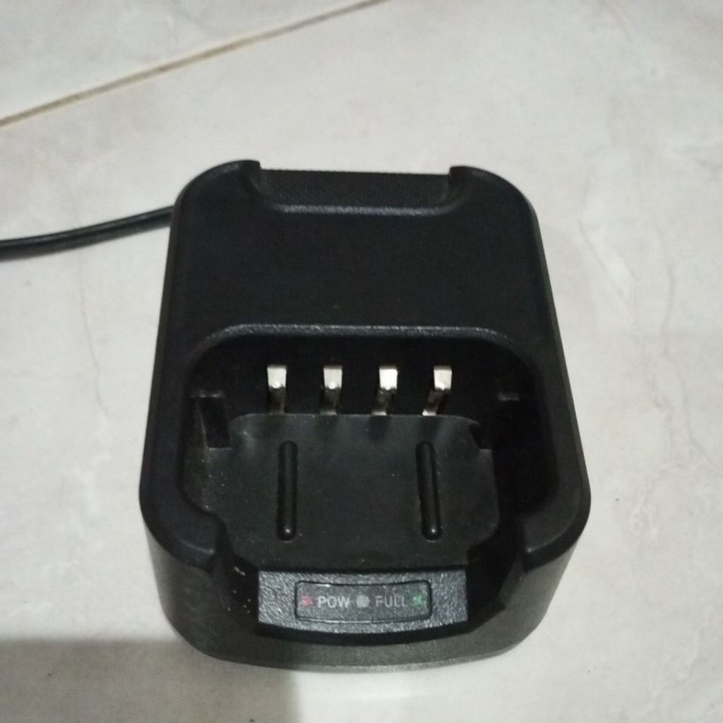 charger atau dekstop HT weierwei