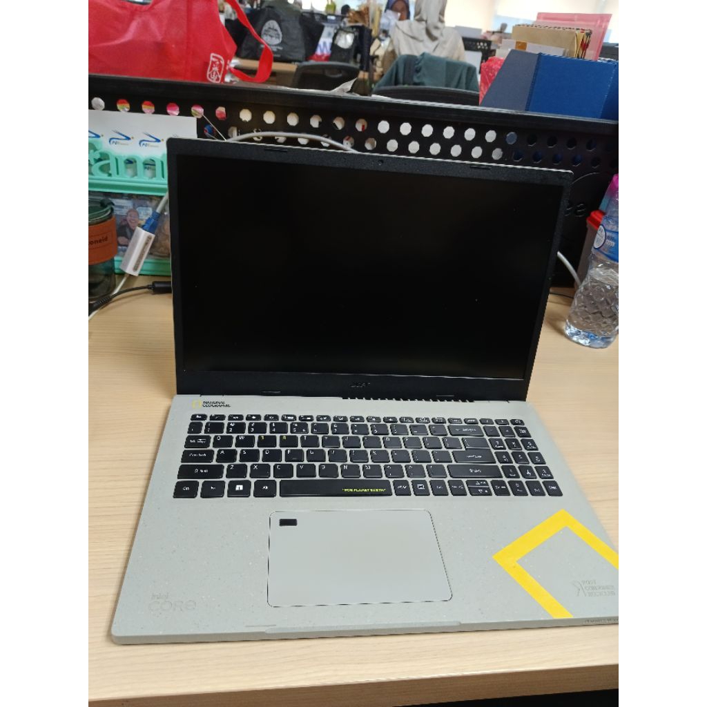 Laptop Acer Aspire Vero  National Geographic 512/8 Gb Ram i5 Processor
