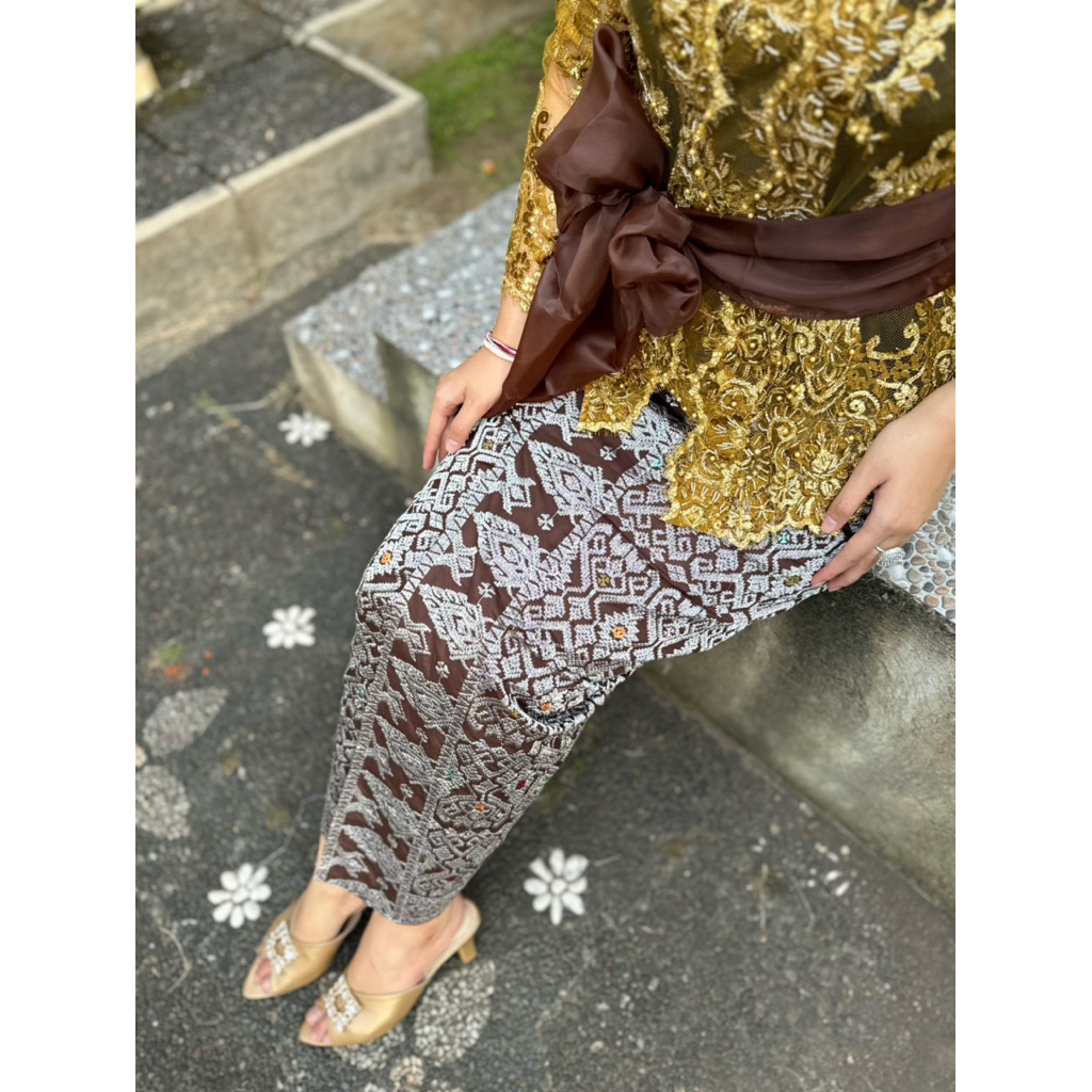 Kamen Jadi Songket uluwatu | Kamen Jadi Songket Benang Silver