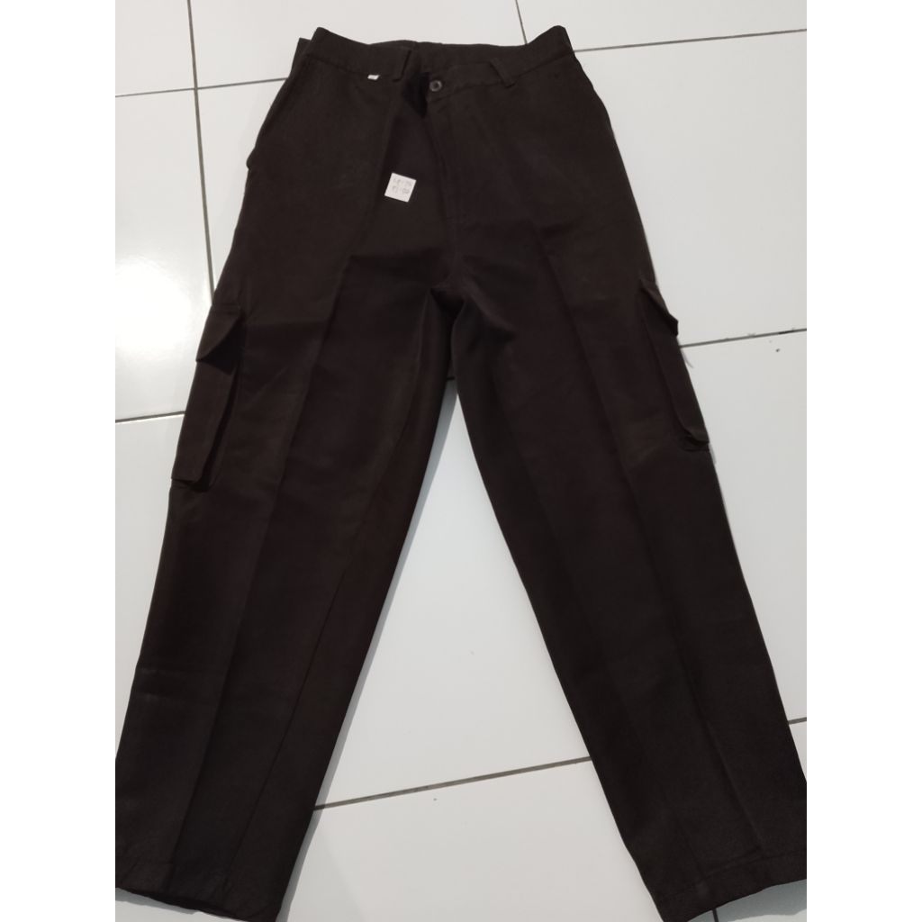 Celana panjang pramuka SMP/SMA preloved.