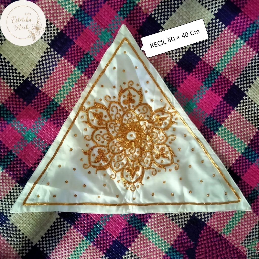 KASAP TAMPONG SEGITIGA PELAMINAN ACEH/DEKORASI PELAMINAN ACEH