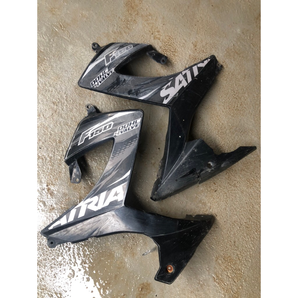 Cover sayap sayapan body samping plus striping SUZUKI SATRIA F FU FL FACELIFT kualitas terjamin baha