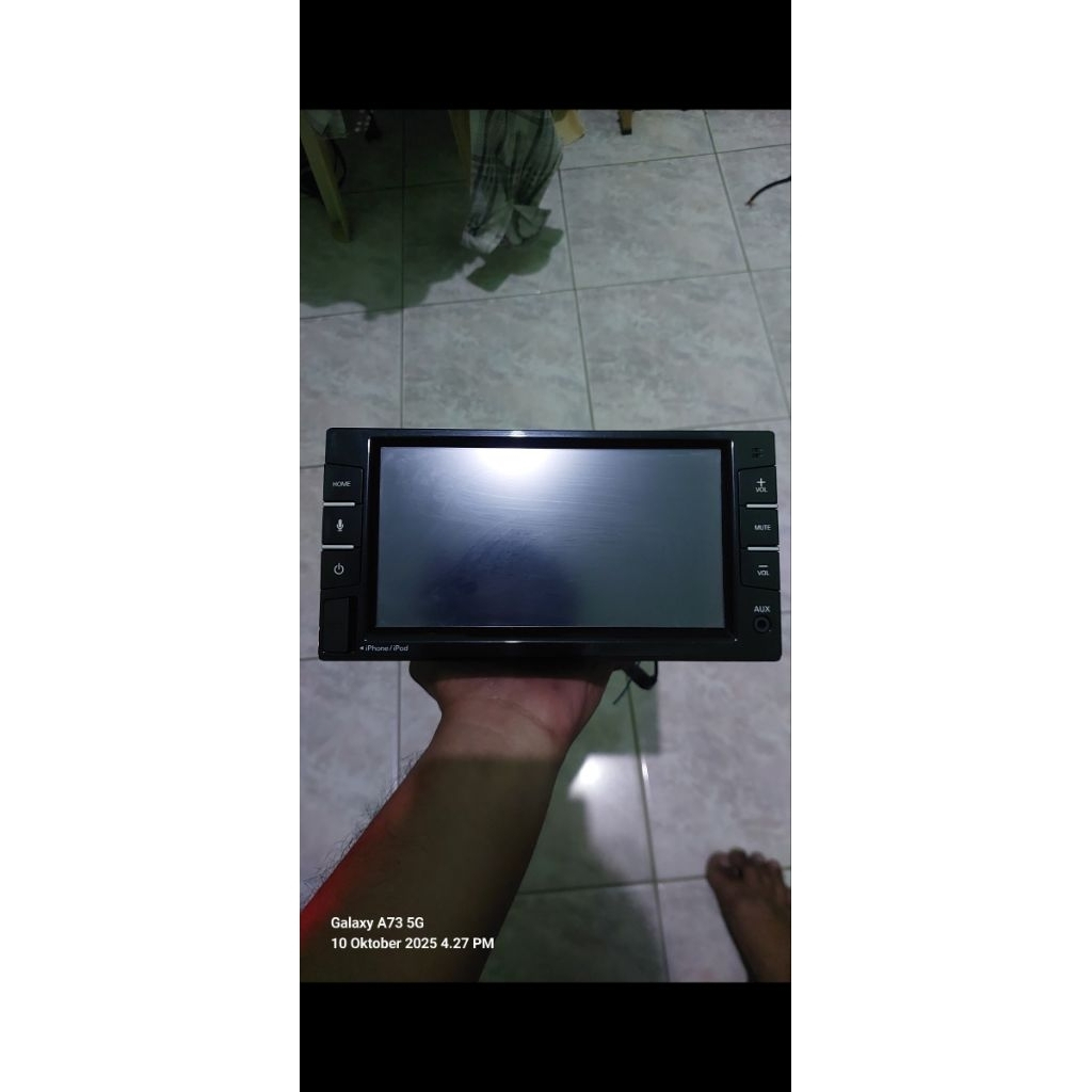 Head Unit Clarion Copotan