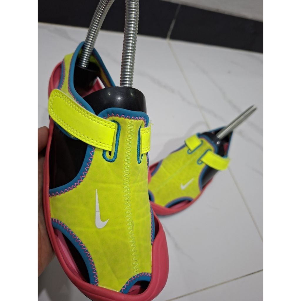 Sandal Preloved Nike Sunray Size 32