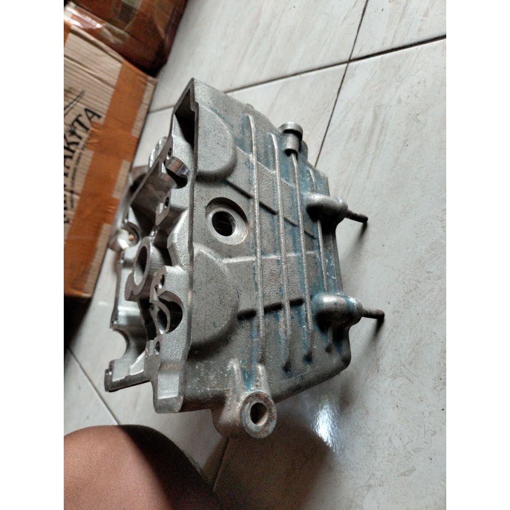 Kop Head Deksel Tanpa Isi Standar Bawaan Motor All Suzuki Satria FU FI GSX