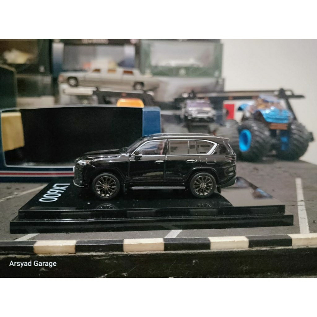 Diecast Hobby Japan Lexus LX600 LX 600 F Sport Black