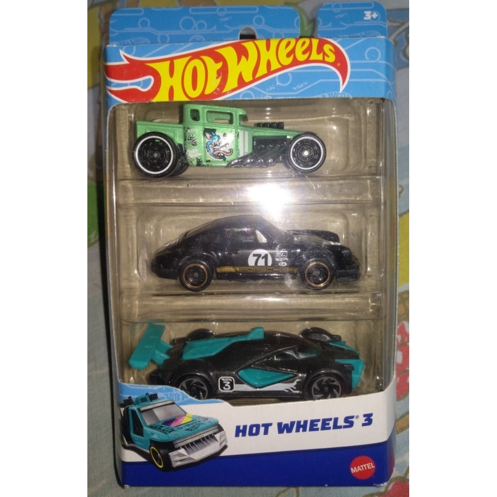 Hot Wheels 71 Porsche 911 (black), Bone Shaker (green), Mach Speeder (gray blue) - Exclusive multipa