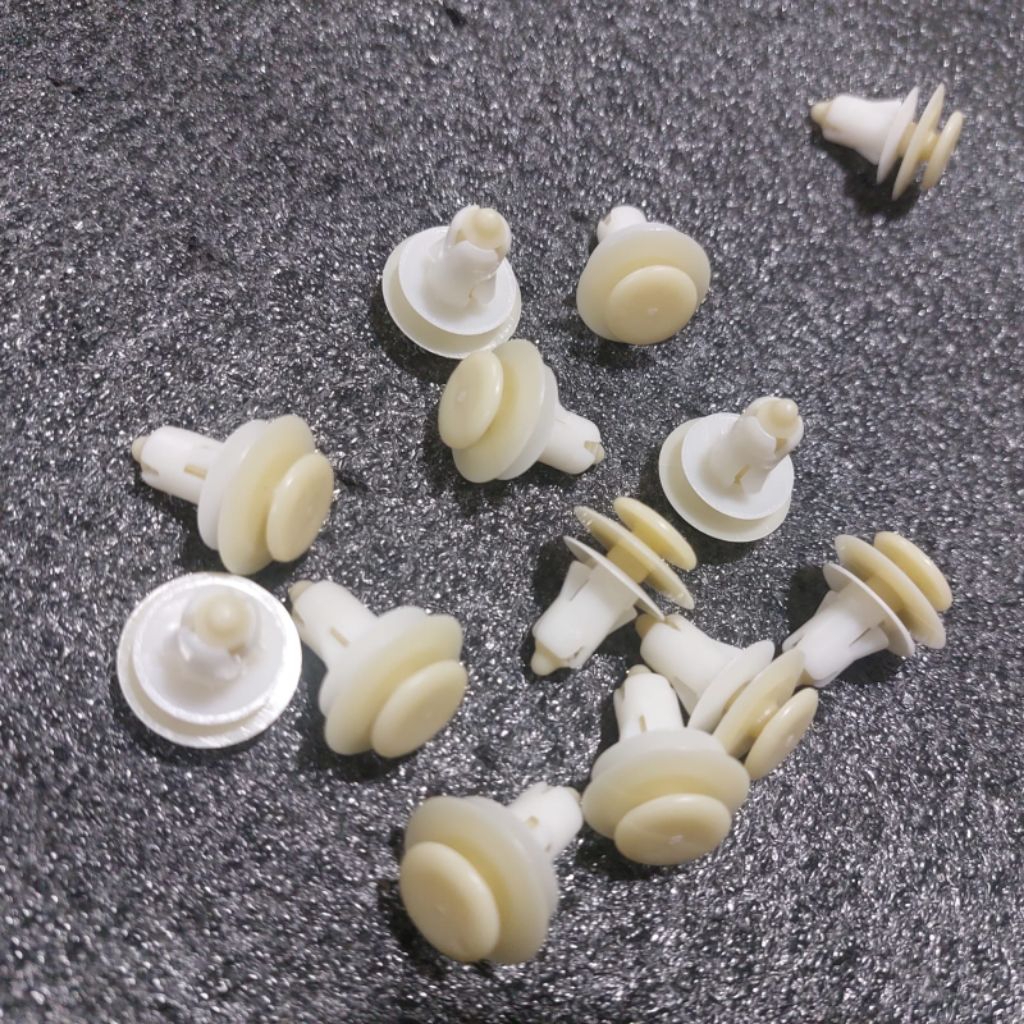 KLIP PANEL TRIM RETAINER MOBIL FORD