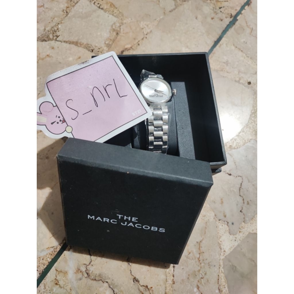 Marc Jacobs The Round Watch MJ0120179278 Ladies Silver Dial Stainless Steel Strap