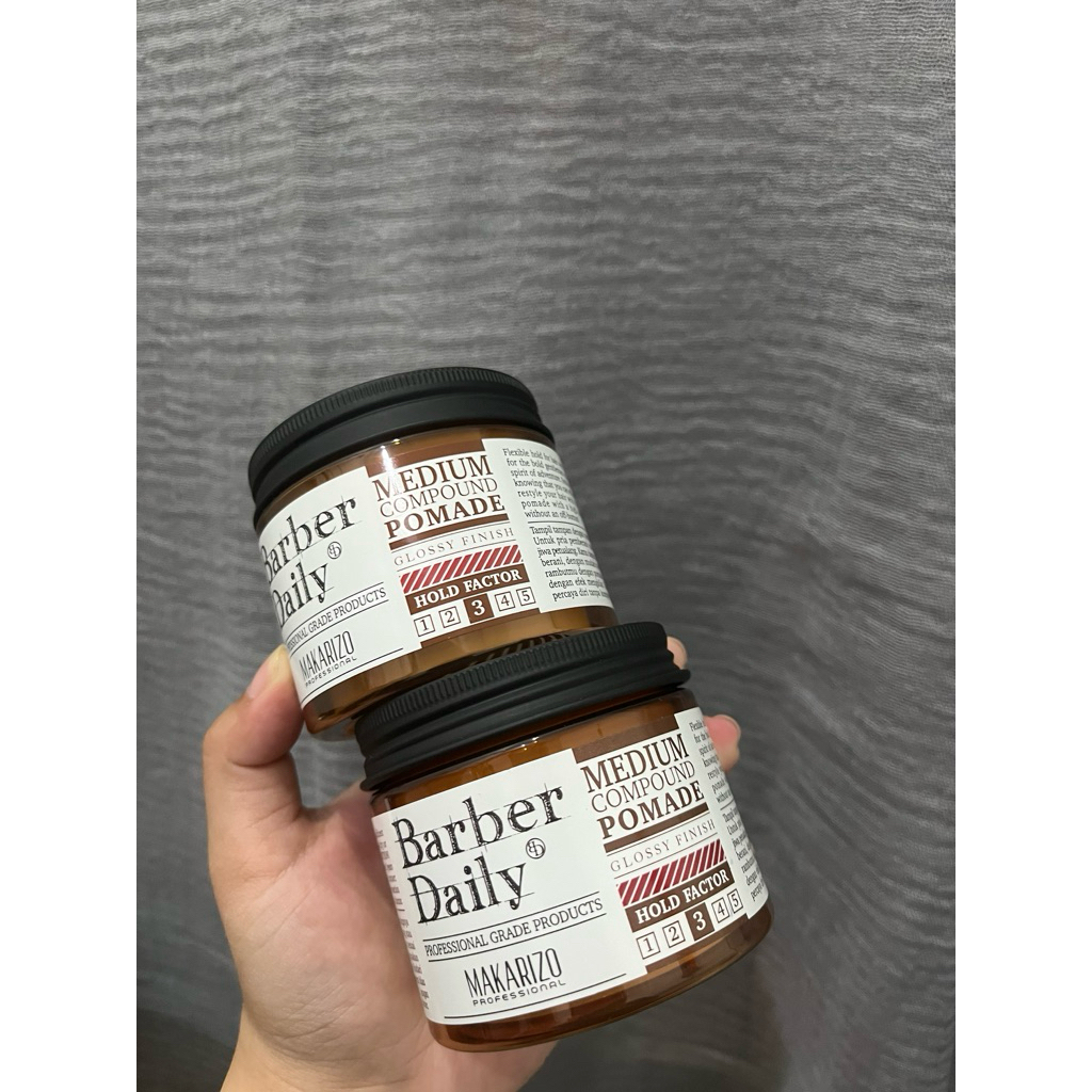 Medium Compound Pomade Barber Daily | New