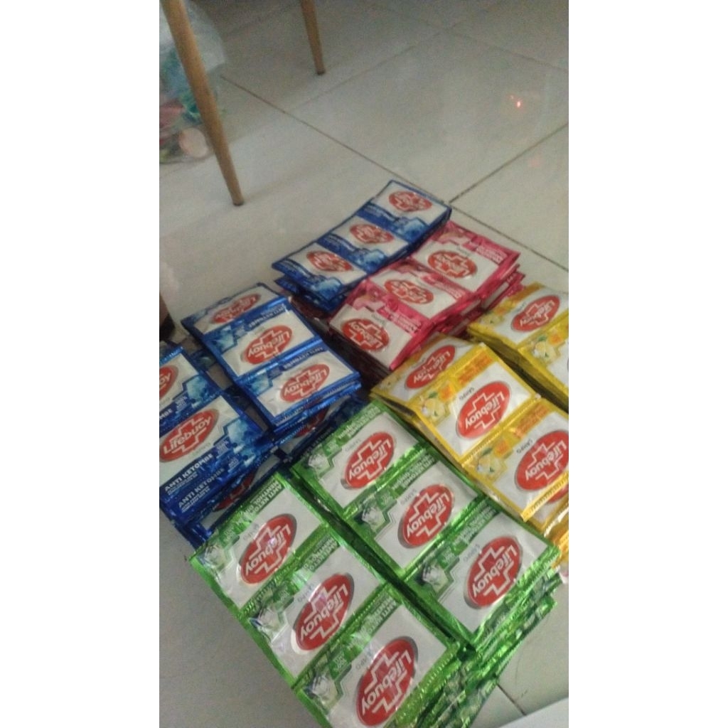 Shampoo Lifebuoy renceng isi ½renceng 12 sachet