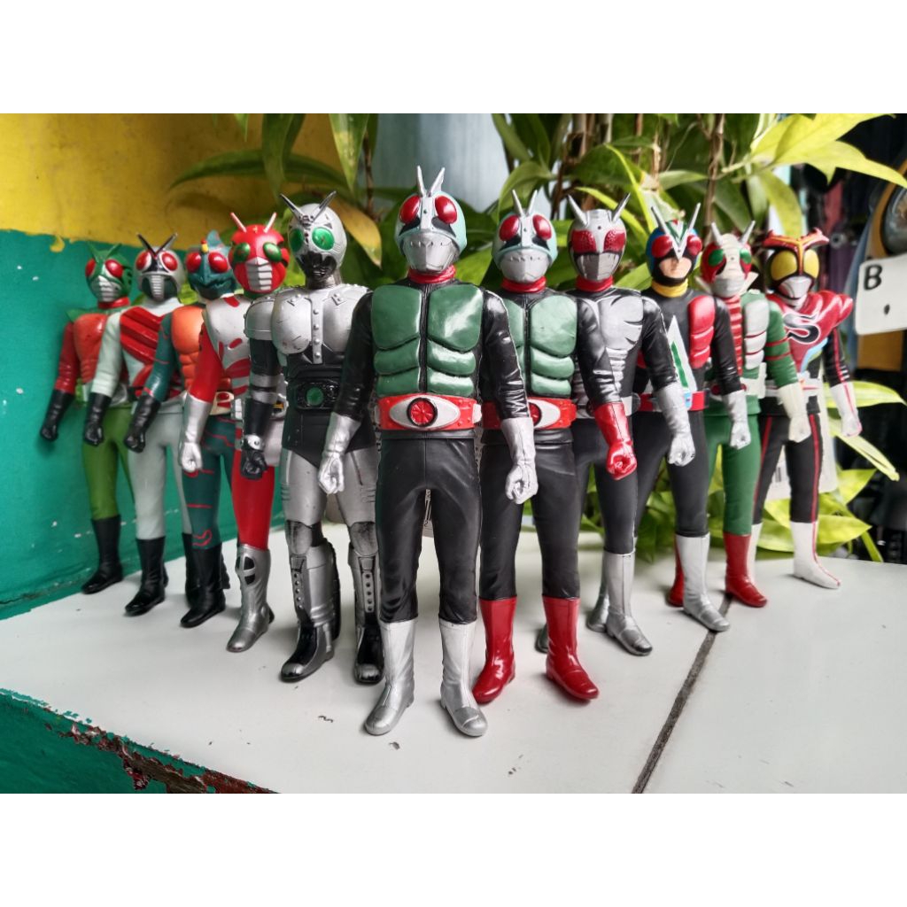 LRS set kamen rider showa tinggi -+17cm ori bandai