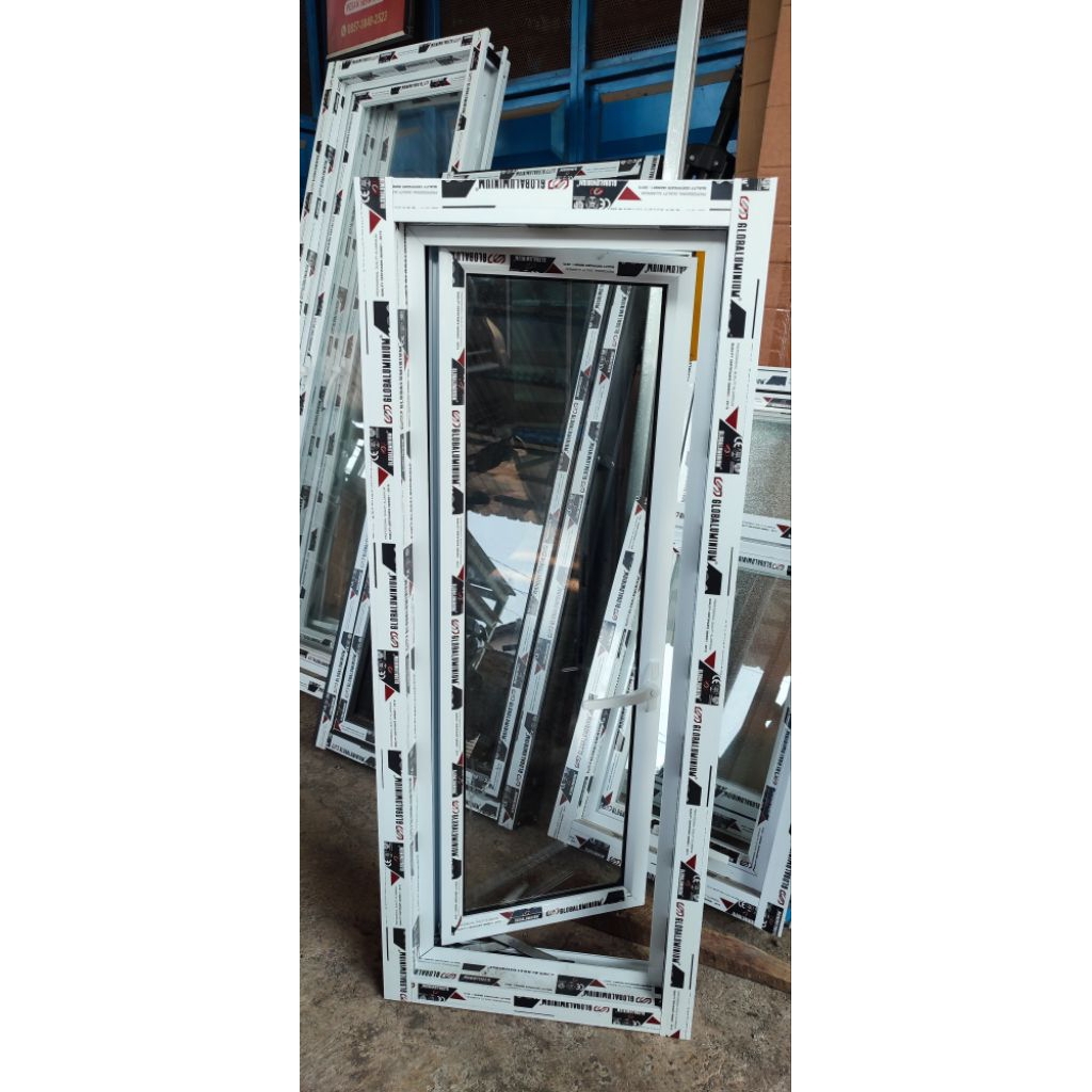 JENDELA CASEMENT ALUMINIUM 40x100