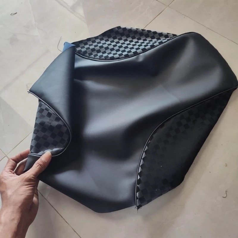 SARUNG KULIT JOK MOTOR C70 MODEL JOK STANDARD KULIT JOK  C70