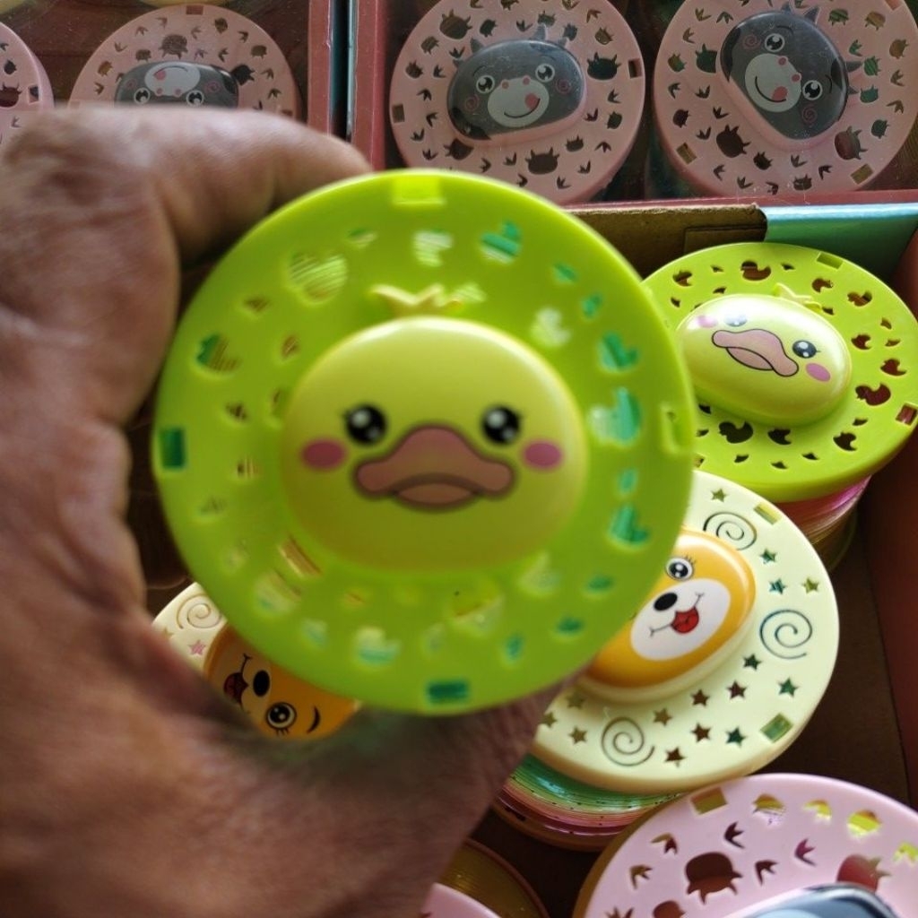 New+ TAIYO Mainan Anak Magic Rainbow Spring LED Karakter timbul Lampu Nyala Warna Warni magic spring