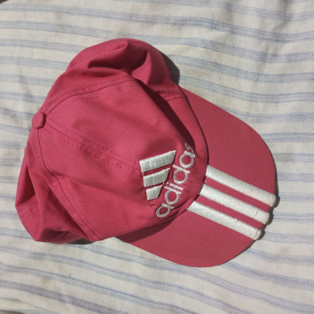 Topi Adidas Preloved