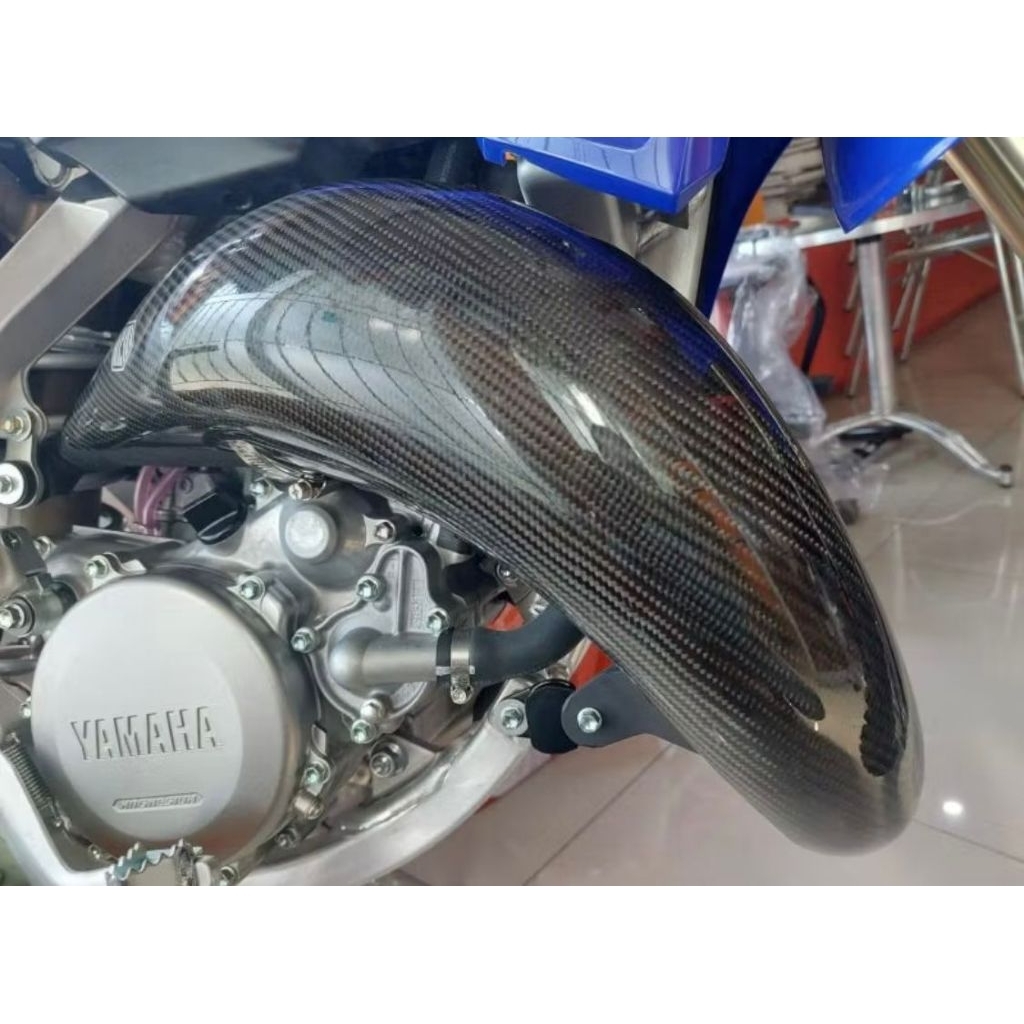 cover/ pelindung knalpot carbon untuk yamaha yz125x 2023.