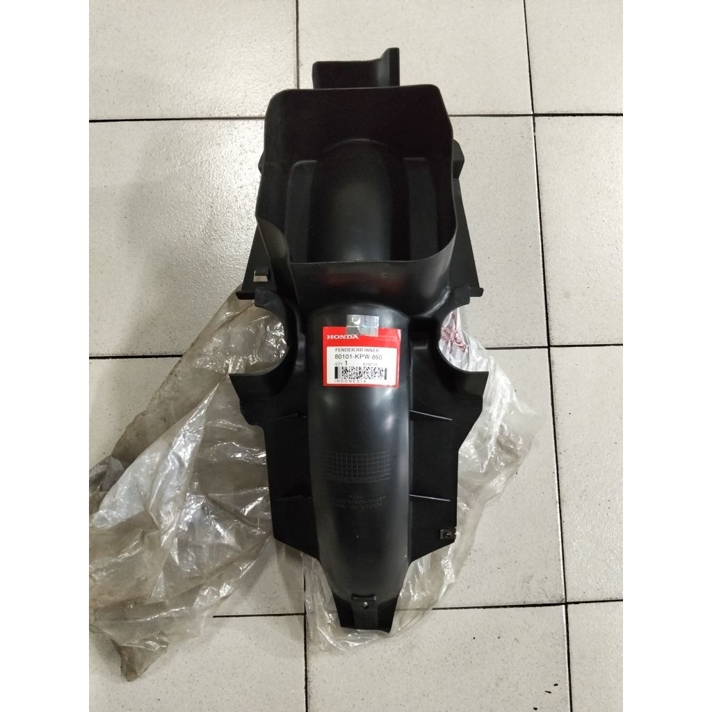 Fender RR Inner untuk motor Kirana number part 80101KPW860