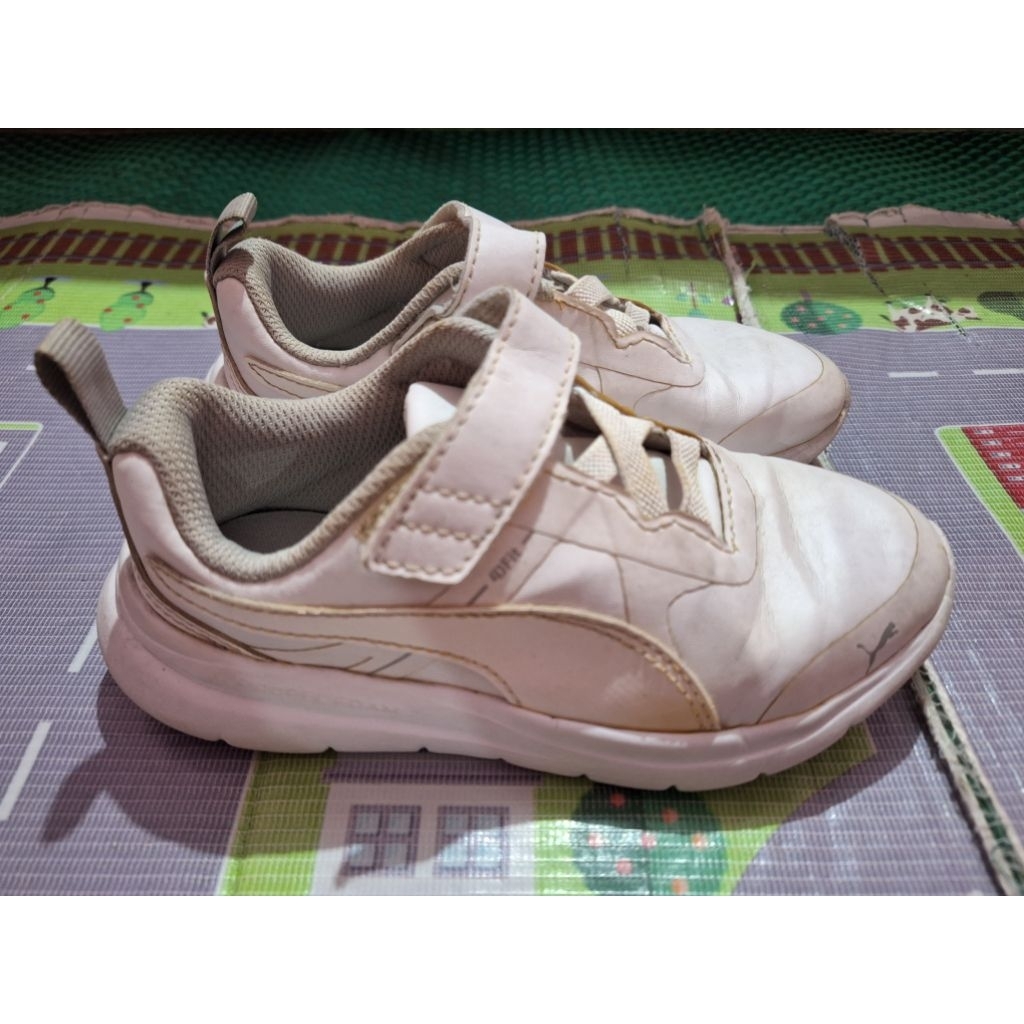 SEPATU PUMA ANAK
