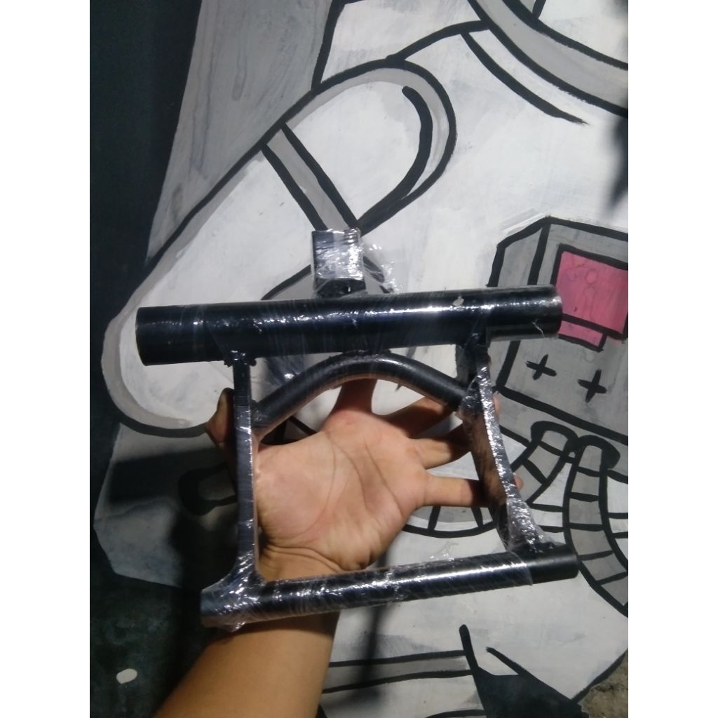 Engine mounting Vario 125/150 LED new ukuran 5cm