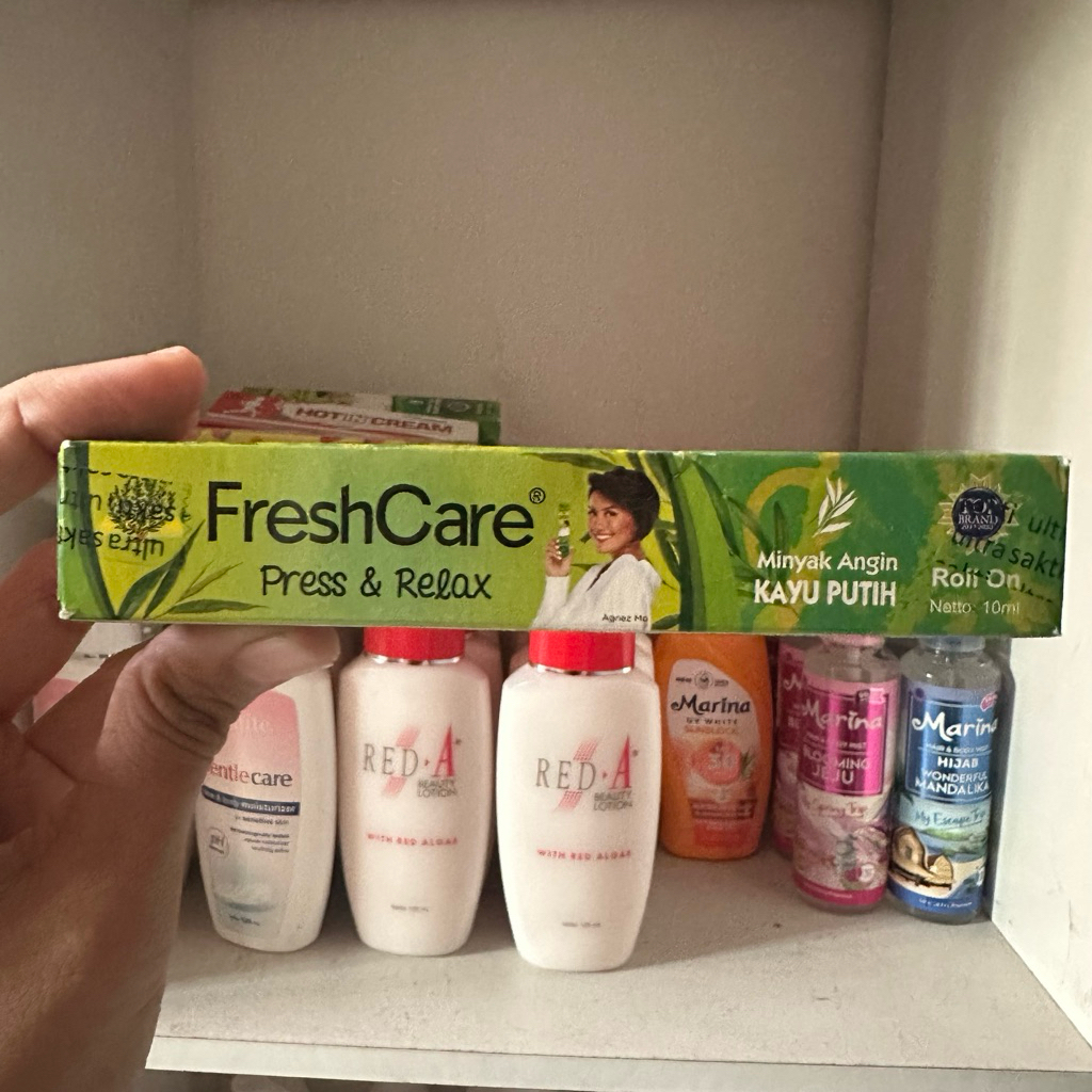 Freshcare Press & Relax Strong Fresh Care Minyak Kayu Putih MKP Bisa Kerok dan Roll on