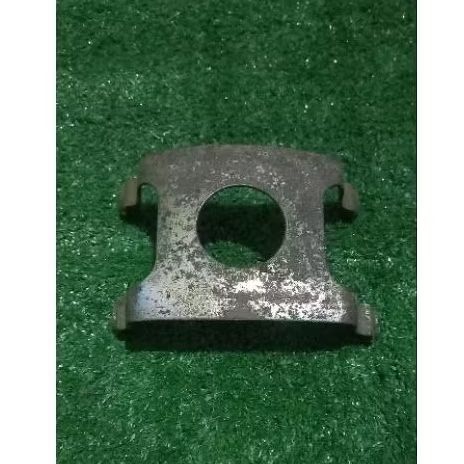 bracket slebor depan megapro hiu mp lama