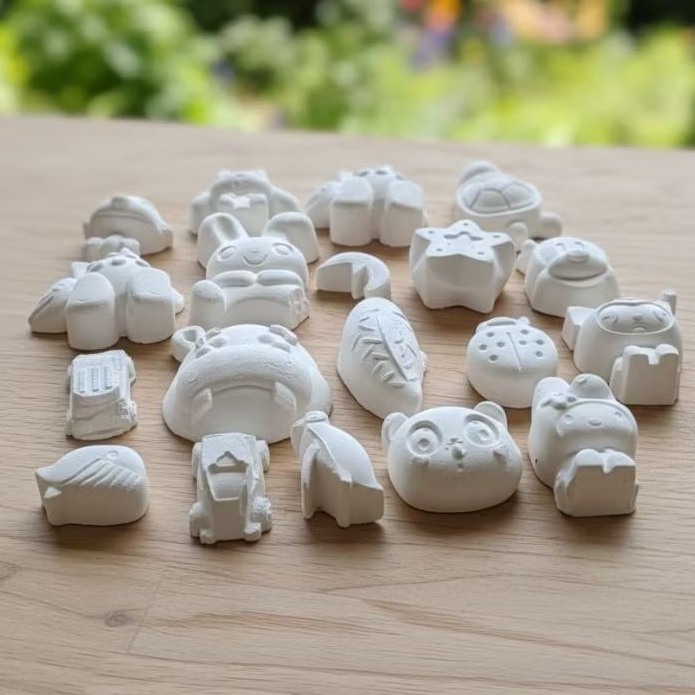 RIJEKAN PATUNG GYPSUM MEWARNAI PATUNG GYPSUM