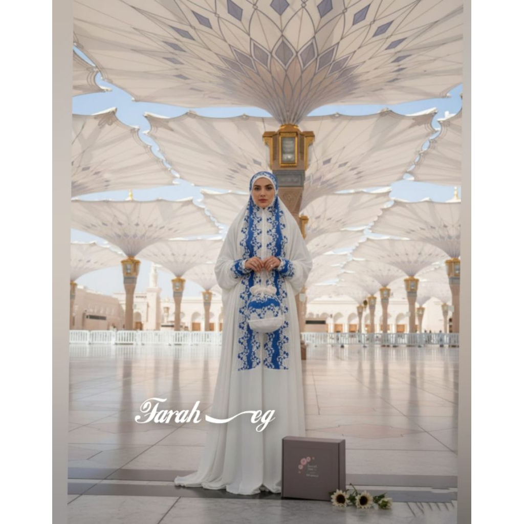 MUKENA FARAH  BAHAN ARMANI SILK SIZE JUMBO DAN FREE BOX