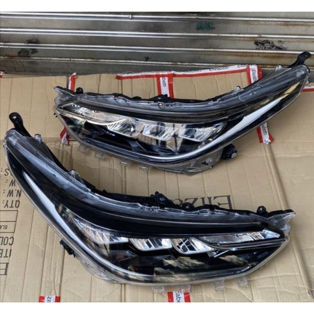 headlam lampu depan Toyota Yaris LED kiri original