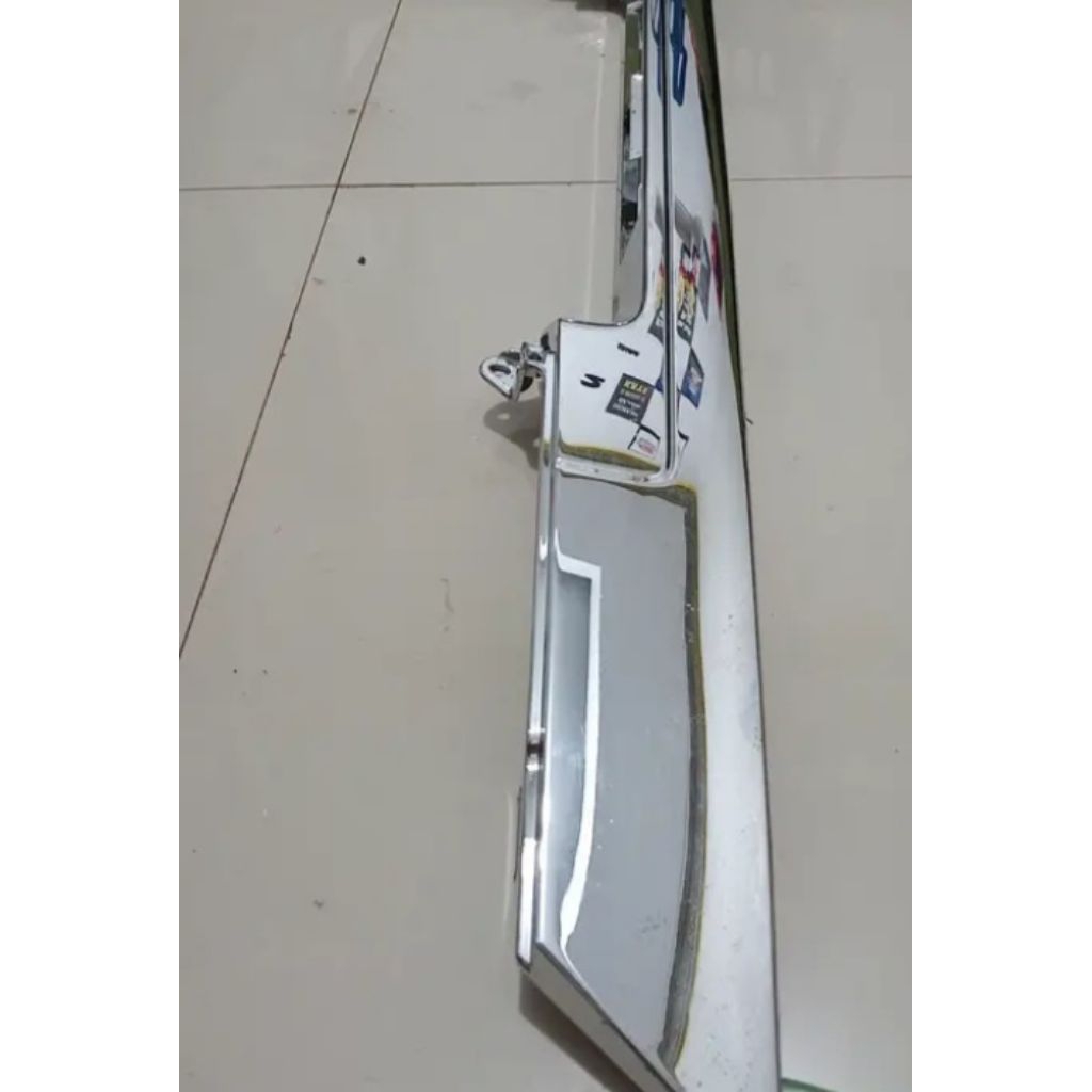 kijang Innova bagasi belakang list