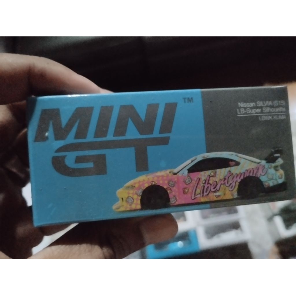 MiniGT S15 Kuma segel