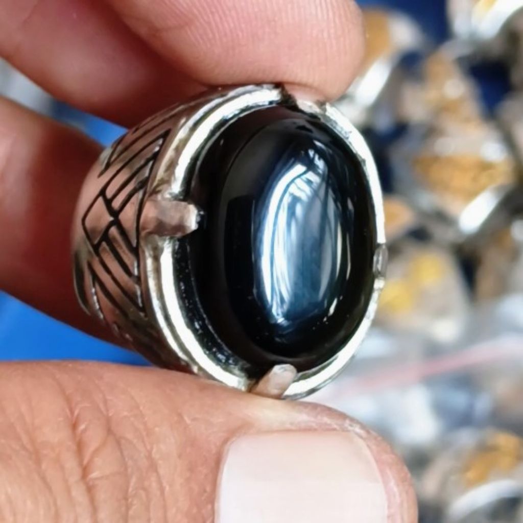 NATURAL BASALTIC GLASS POLOS / BATU BULU MACAN LUMAJANG ( DIM.21 RING 9)