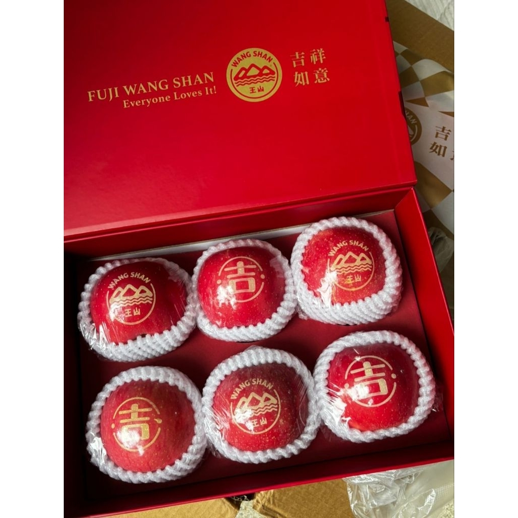 Apel Fuji Wangshan Tattoo giftpak isi 6 kemasan hardbox hampers imlek apel imlek
