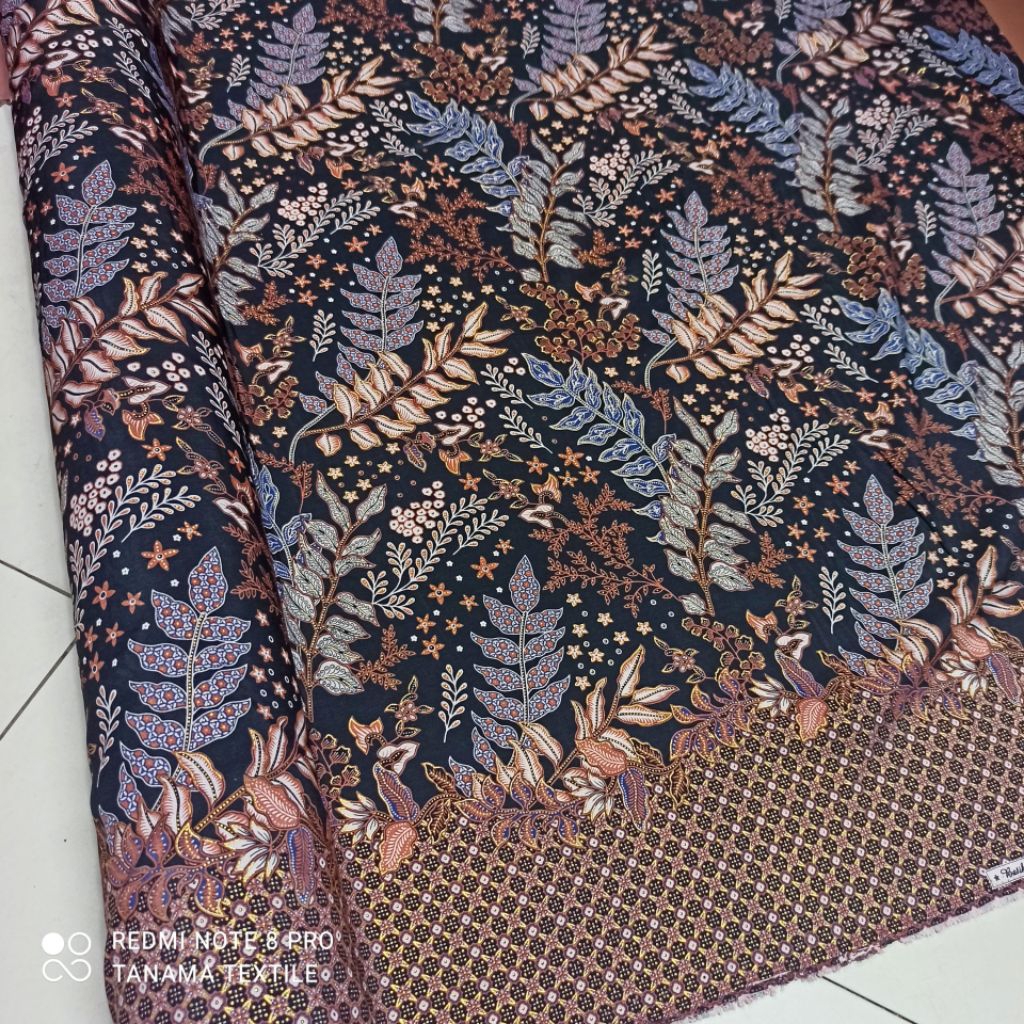 kain batik halus semi sutra / batik cokromas /batik halus premium