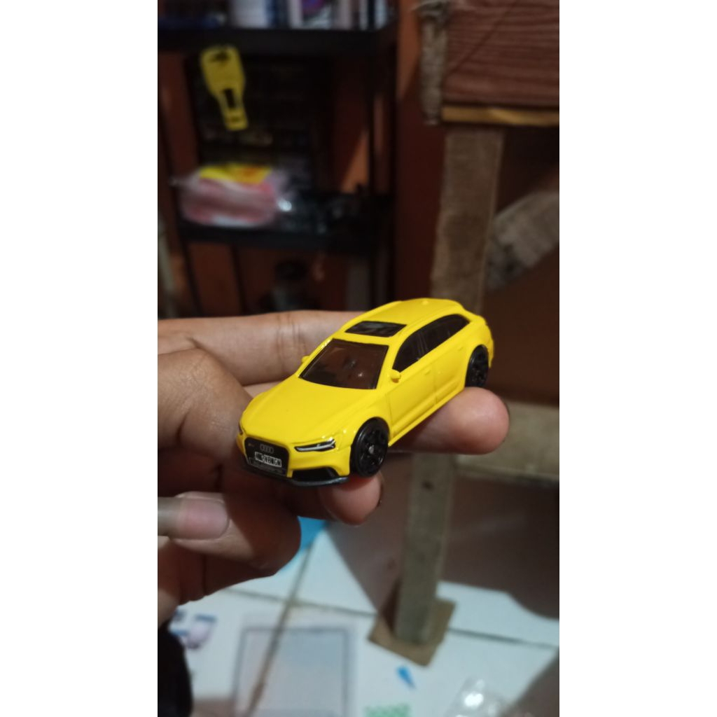 Hot Wheels Audi RS 6 Avant