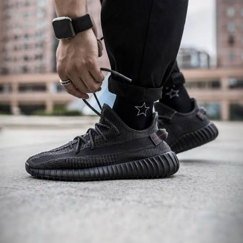 Adidas Yeezy Boost 350 V2 Black