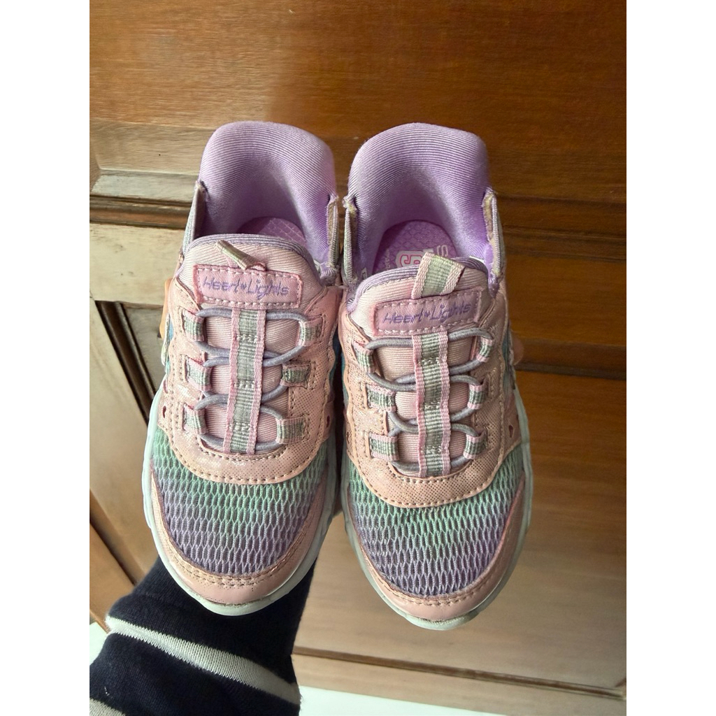 preloved. skechers kids