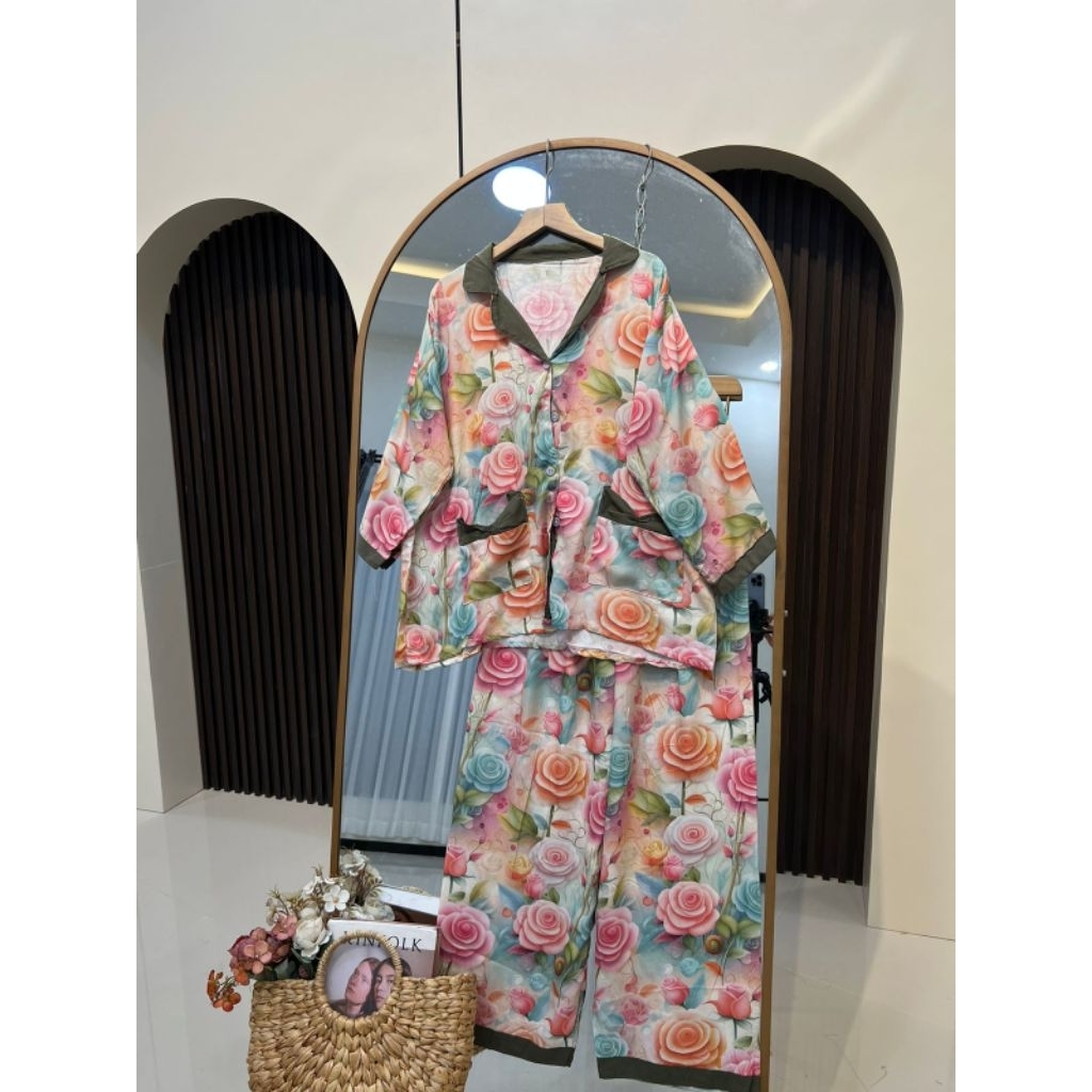 Setelan Daster Lengan 3/4 Celana Panjang LD 130 jumbo