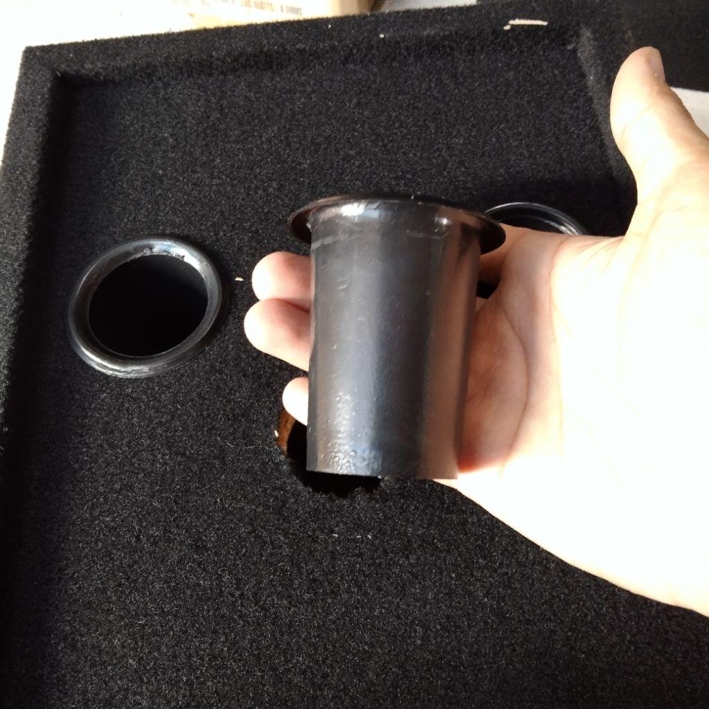 lubang angin box speaker 5 cm sedang