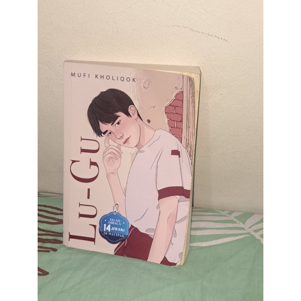 PRELOVED LU-GU NOVEL