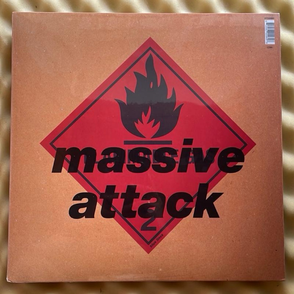 Piringan Hitam Vinyl Massive Attack Blue Lines
