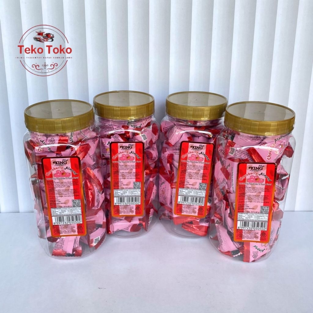 Ecer / Dus Cokelat Kacang Almond Chochoberry Almond D'king Per Dus Isi 4 Toples