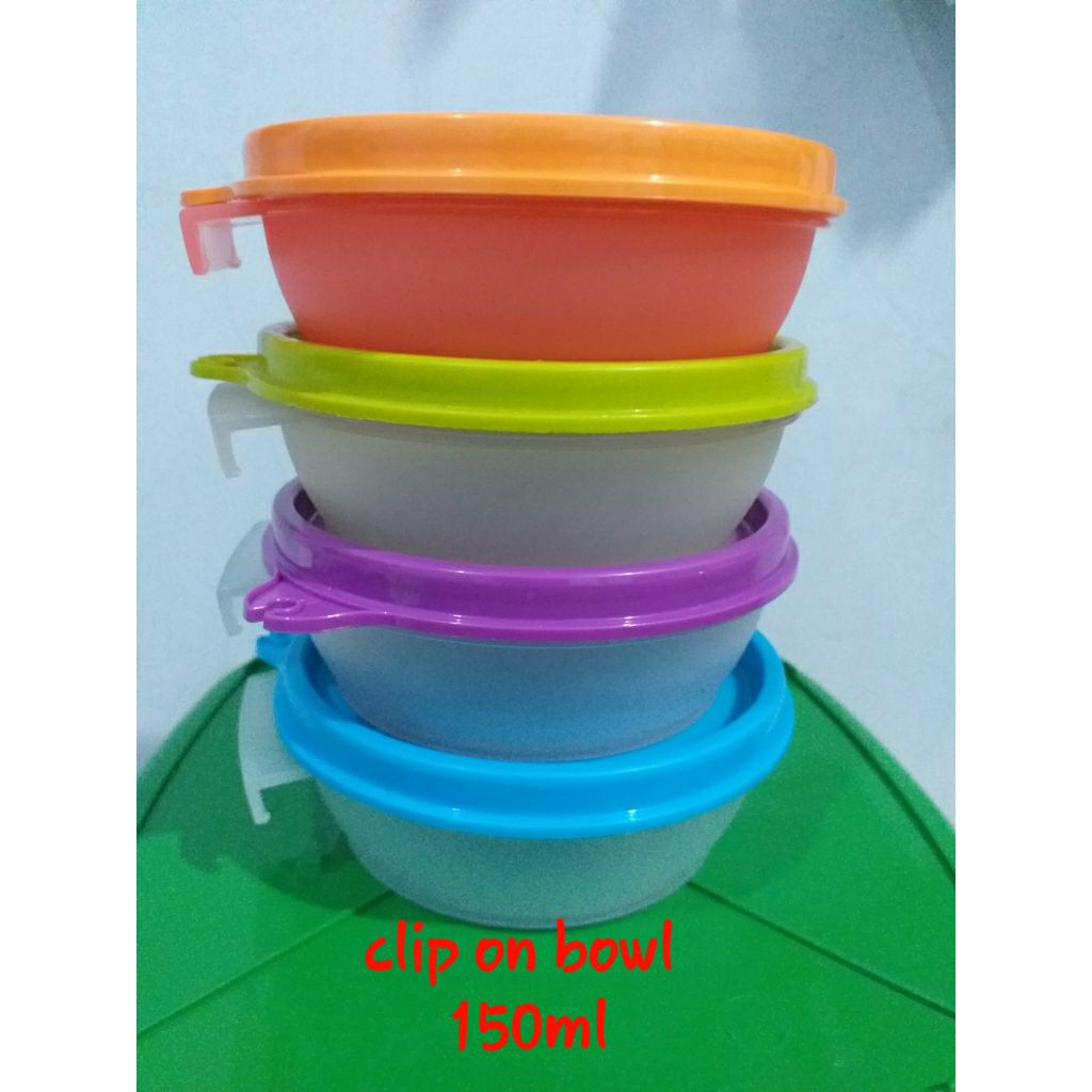 SALE... Clip on bowl 150ml TUPPERWARE