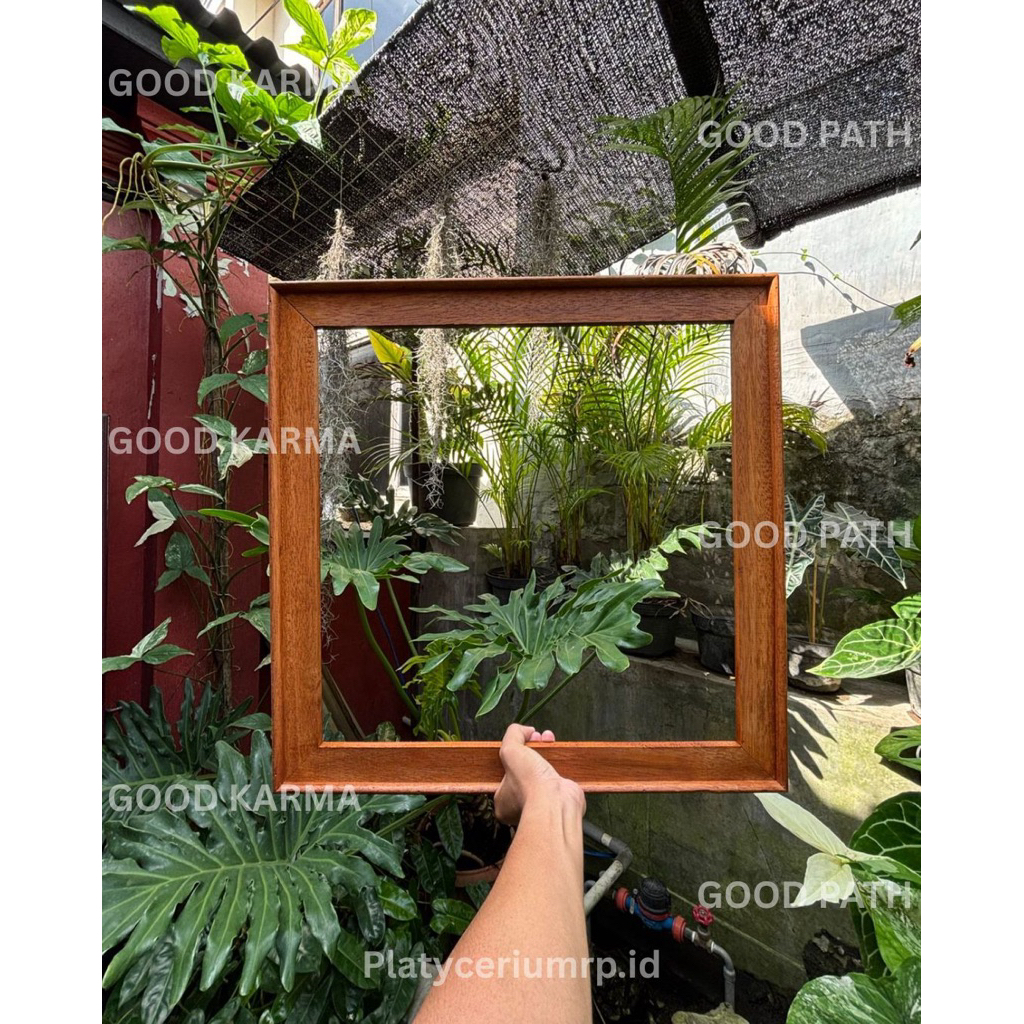 Frame/Bingkai Ukuran 50x50cm