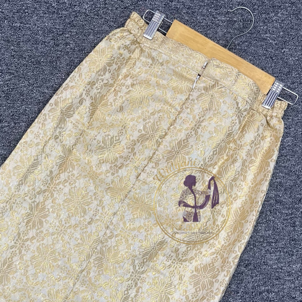 WIDYANI KEBAYA-ROK SONGKET SPAN INSTAN WARNA GOLD/  SONGKET BAWAHAN KEBAYA / ROK SPAN MOTIF  SONGKET