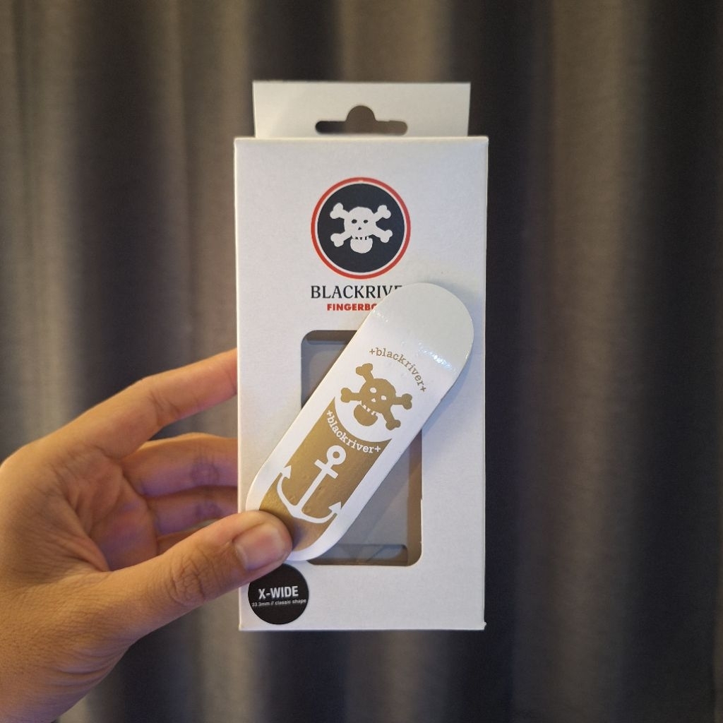 Blackriver Fingerboard Deck Anchor White