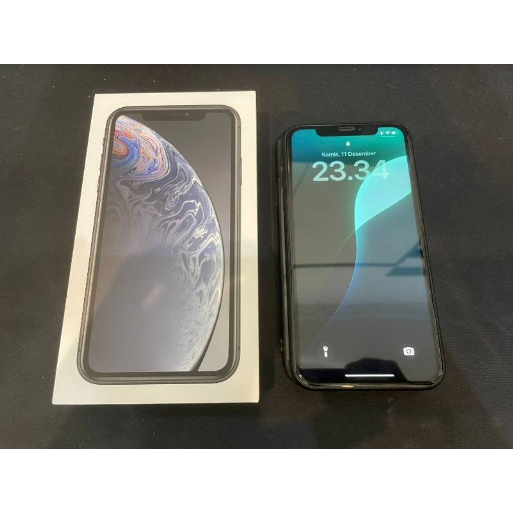 Apple iphone xR 128gb like new ibox