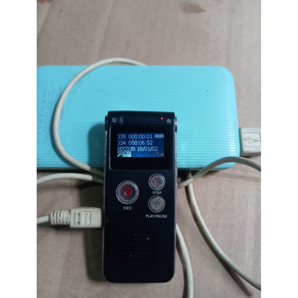 Digital Voice Recorder hidup